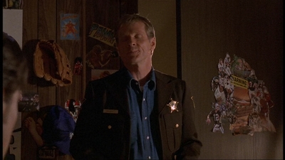 ROSWELL_-_E1X06_285_SOUTH_173.jpg