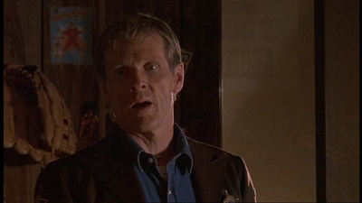 ROSWELL_-_E1X06_285_SOUTH_175.jpg