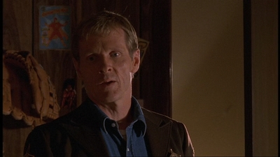 ROSWELL_-_E1X06_285_SOUTH_179.jpg