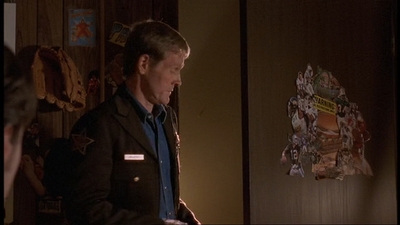 ROSWELL_-_E1X06_285_SOUTH_186.jpg
