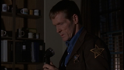 ROSWELL_-_E1X06_285_SOUTH_199.jpg