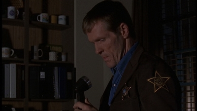 ROSWELL_-_E1X06_285_SOUTH_204.jpg