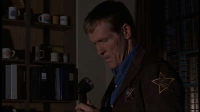 ROSWELL_-_E1X06_285_SOUTH_205.jpg