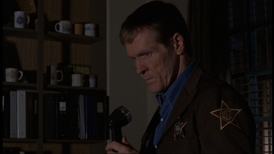 ROSWELL_-_E1X06_285_SOUTH_213.jpg