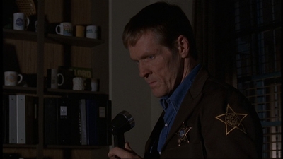 ROSWELL_-_E1X06_285_SOUTH_216.jpg