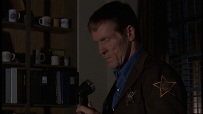 ROSWELL_-_E1X06_285_SOUTH_221.jpg