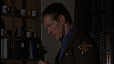 ROSWELL_-_E1X06_285_SOUTH_247.jpg