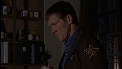 ROSWELL_-_E1X06_285_SOUTH_250.jpg