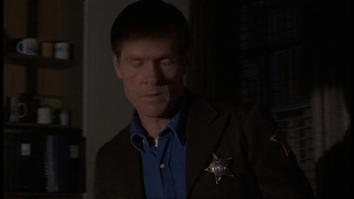 ROSWELL_-_E1X06_285_SOUTH_253.jpg
