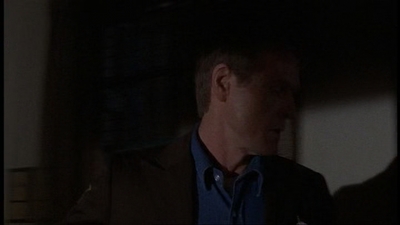 ROSWELL_-_E1X06_285_SOUTH_256.jpg