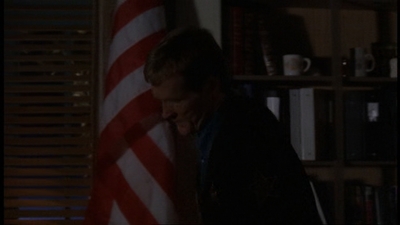 ROSWELL_-_E1X06_285_SOUTH_257.jpg
