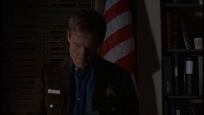 ROSWELL_-_E1X06_285_SOUTH_265.jpg