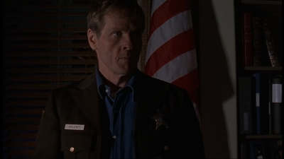 ROSWELL_-_E1X06_285_SOUTH_269.jpg