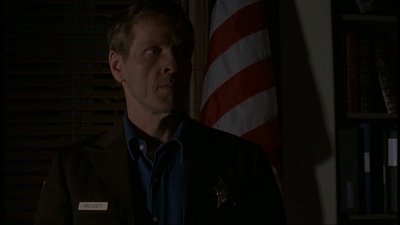 ROSWELL_-_E1X06_285_SOUTH_273.jpg