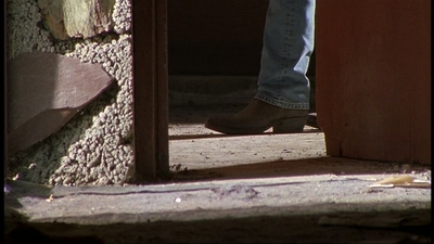 ROSWELL_-_E1X06_285_SOUTH_278.jpg