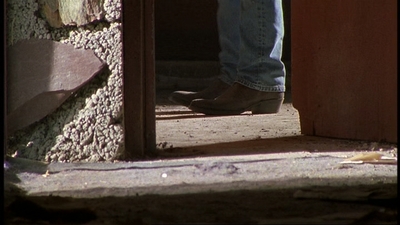 ROSWELL_-_E1X06_285_SOUTH_283.jpg