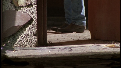 ROSWELL_-_E1X06_285_SOUTH_288.jpg