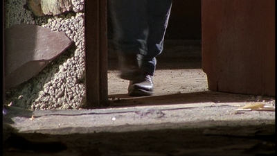 ROSWELL_-_E1X06_285_SOUTH_311.jpg