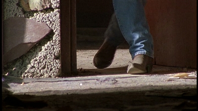 ROSWELL_-_E1X06_285_SOUTH_314.jpg
