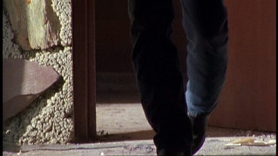 ROSWELL_-_E1X06_285_SOUTH_323.jpg