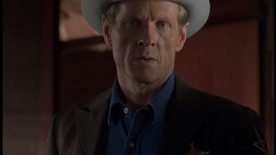 ROSWELL_-_E1X06_285_SOUTH_329.jpg