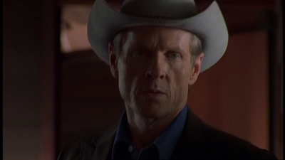 ROSWELL_-_E1X06_285_SOUTH_338.jpg