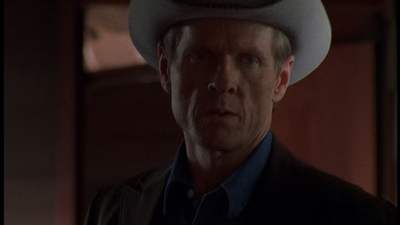 ROSWELL_-_E1X06_285_SOUTH_341.jpg
