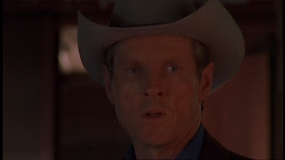 ROSWELL_-_E1X06_285_SOUTH_362.jpg