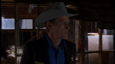 ROSWELL_-_E1X06_285_SOUTH_431.jpg
