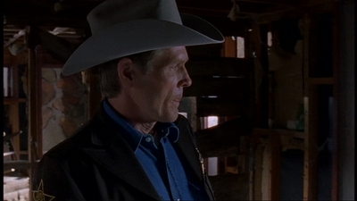 ROSWELL_-_E1X06_285_SOUTH_441.jpg