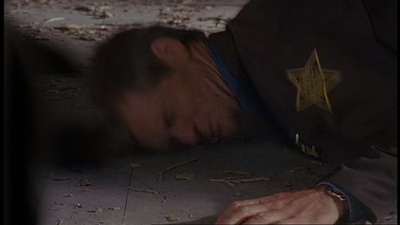 ROSWELL_-_E1X06_285_SOUTH_458.jpg