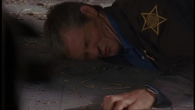 ROSWELL_-_E1X06_285_SOUTH_465.jpg