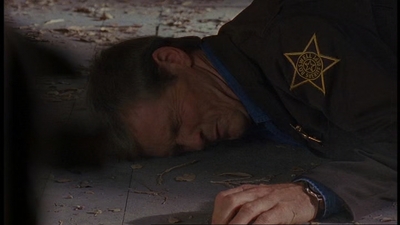 ROSWELL_-_E1X06_285_SOUTH_475.jpg