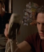 ROSWELL_-_E1X06_285_SOUTH_024.jpg