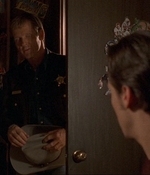ROSWELL_-_E1X06_285_SOUTH_058.jpg