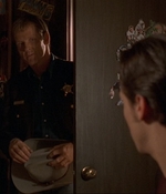 ROSWELL_-_E1X06_285_SOUTH_060.jpg