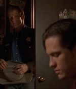 ROSWELL_-_E1X06_285_SOUTH_067.jpg