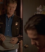 ROSWELL_-_E1X06_285_SOUTH_076.jpg