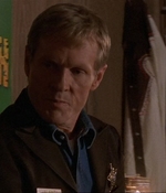 ROSWELL_-_E1X06_285_SOUTH_154.jpg