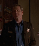 ROSWELL_-_E1X06_285_SOUTH_173.jpg
