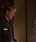 ROSWELL_-_E1X06_285_SOUTH_186.jpg