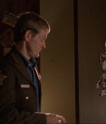 ROSWELL_-_E1X06_285_SOUTH_187.jpg