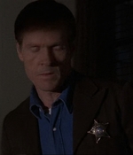 ROSWELL_-_E1X06_285_SOUTH_253.jpg