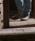 ROSWELL_-_E1X06_285_SOUTH_297.jpg