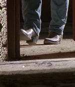 ROSWELL_-_E1X06_285_SOUTH_300.jpg