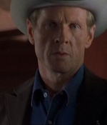 ROSWELL_-_E1X06_285_SOUTH_327.jpg