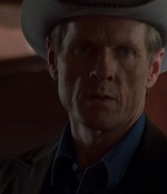 ROSWELL_-_E1X06_285_SOUTH_341.jpg