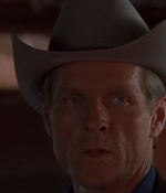 ROSWELL_-_E1X06_285_SOUTH_357.jpg
