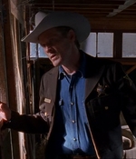 ROSWELL_-_E1X06_285_SOUTH_401.jpg