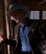 ROSWELL_-_E1X06_285_SOUTH_402.jpg